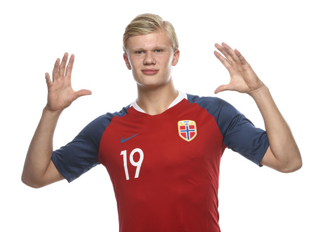 Riot Games 发布 VALORANT 五周年纪念商品