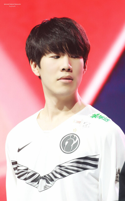 LPL夏季赛区域选拔赛：LNG 3-1战胜V5晋级下一轮