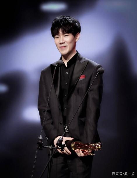 英雄联盟比赛：S10世界赛LPL四支出征队伍均已公布征战名单！