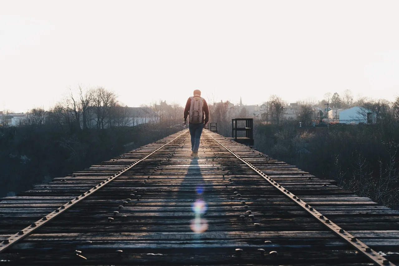 海量精选游戏,总有一款触动你 - 问鼎下载